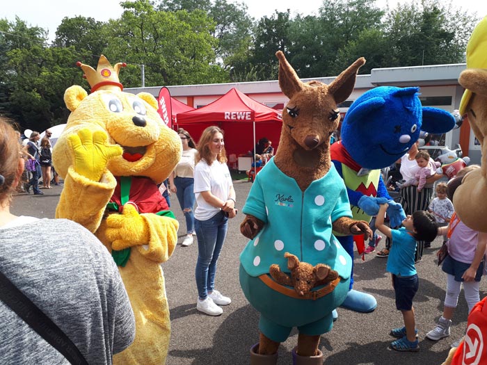 Karla beim Straßenfest Deutz