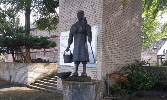 Schnüsse Tring-Brunnen