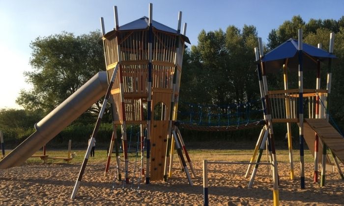 Spielplatz am Rodenkirchener Rheinufer