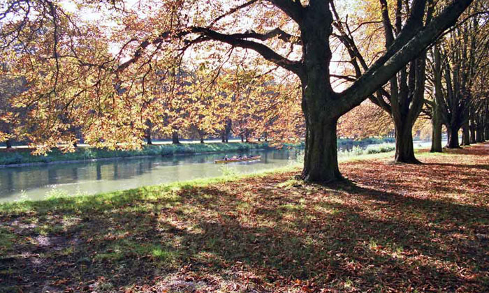 Decksteiner Weiher © Gudrun Velten @ Wikimedia Commons