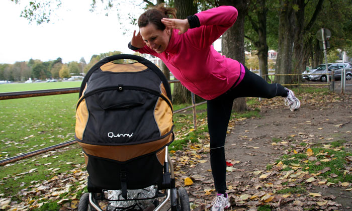 Mutter Kerstin Gaillard macht Sport mit Baby und hat mit KÄNGURU darüber gesprochen. © Angelika Staub
