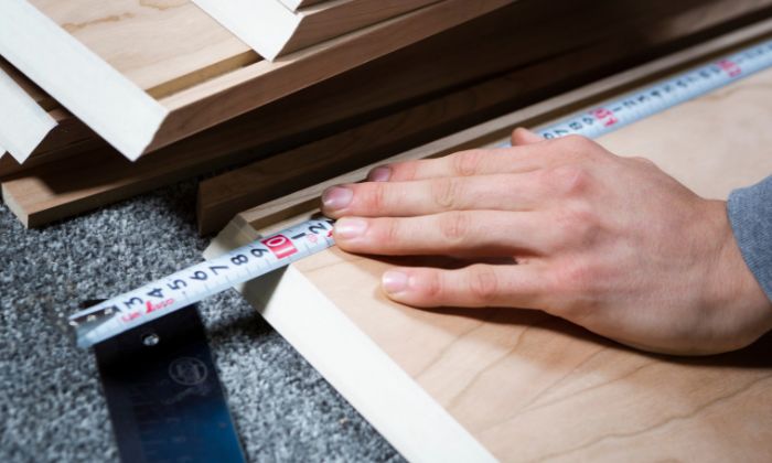 Messen und Material zuschneiden © Sonja Hoffmann