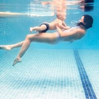 Babyschwimmen © Alija/iStockPhoto.com